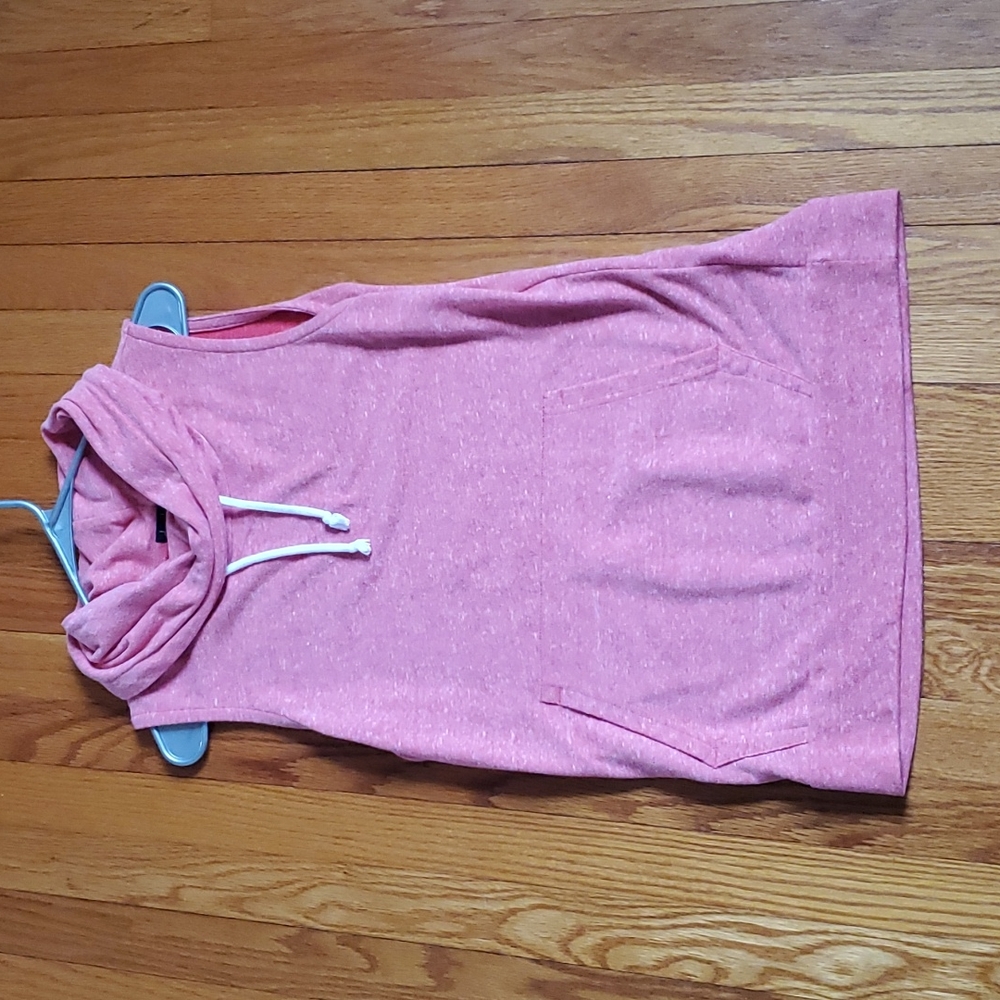 Cut off sweatshirt